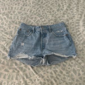 Levi’s 501 Jean Shorts!!